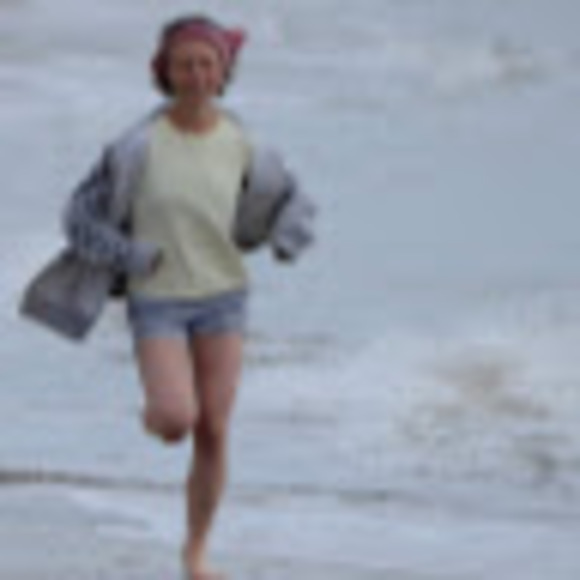 Meet your Posher, Carrie - Picture 1 of 1